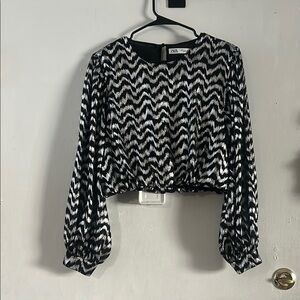 Zara Black and White Zigzag Blouse